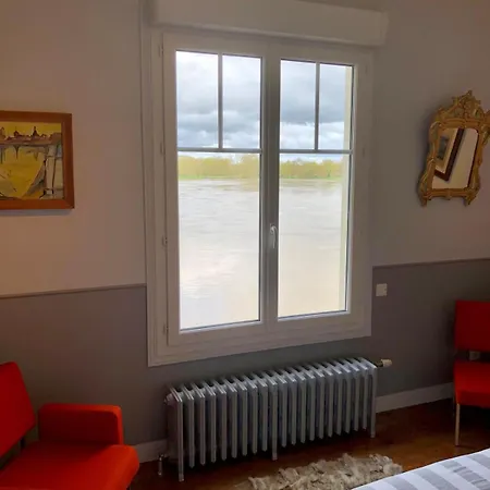 Maison Bord De Loire 